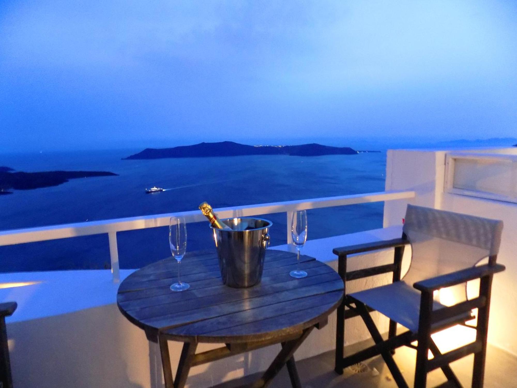 Yposkafo Suites - Villa - Santorini Фіра Екстер'єр фото