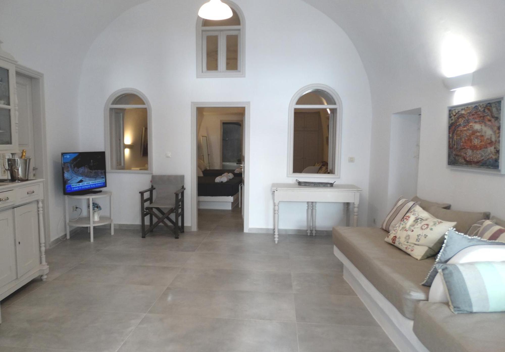 Yposkafo Suites - Villa - Santorini Фіра Екстер'єр фото